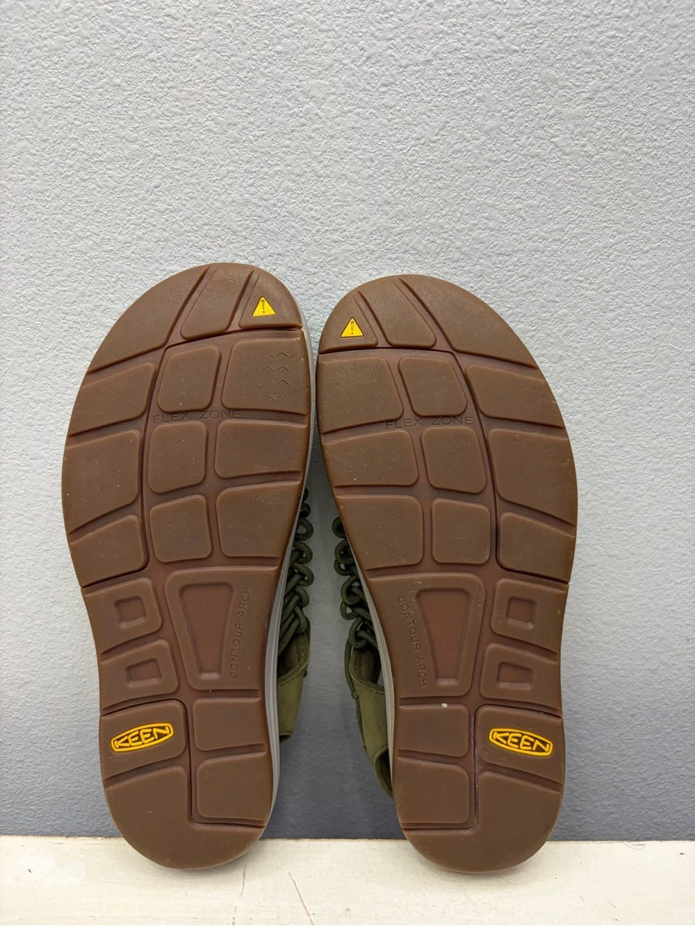 Keen Olive Uneek Sandals Size 10.5